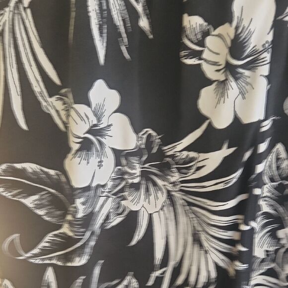 Catalina Black and White One Piece Swimsuit - Picture 4 of 6